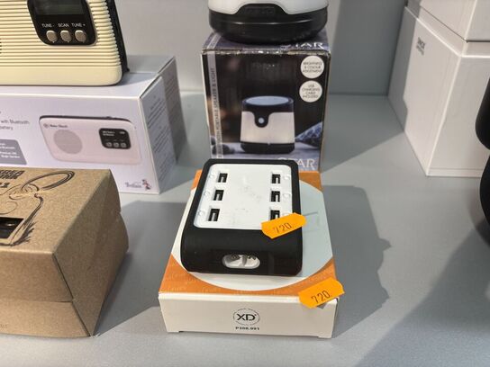 Højtaler samt lampe STAR m.m.