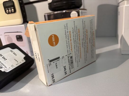 Højtaler samt lampe STAR m.m.