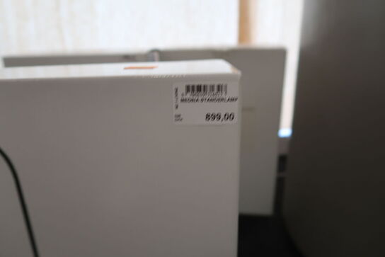 Gulvlampe HALO DESIGN Medina