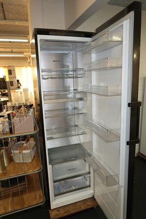 Køleskab LG GLT71MCCSZ