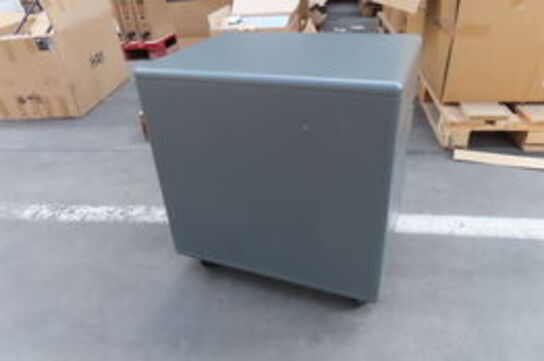 Skuffekasse med hjul