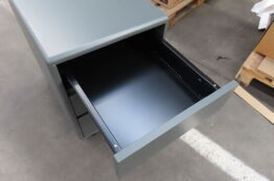 Skuffekasse med hjul