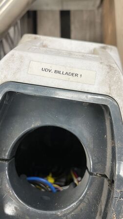 Dobbelt Billader EVBOX