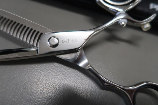 Frisørsaks PS NIELSEN HAIR CARE A-7T 6.0