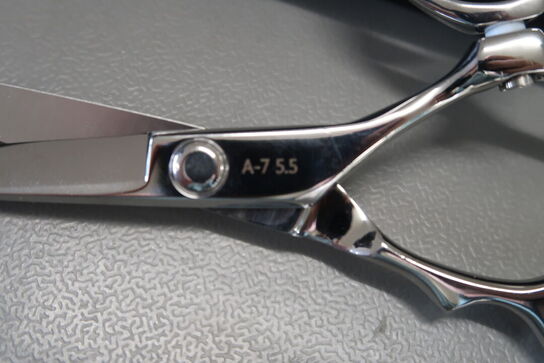 Frisørsaks PS NIELSEN HAIR CARE A-7 5.5