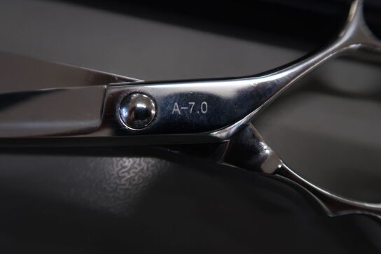 Frisørsaks PS NIELSEN HAIR CARE A-7.0