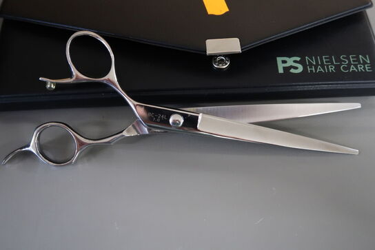 Frisørsaks PS NIELSEN HAIR CARE BC-24L 7.0