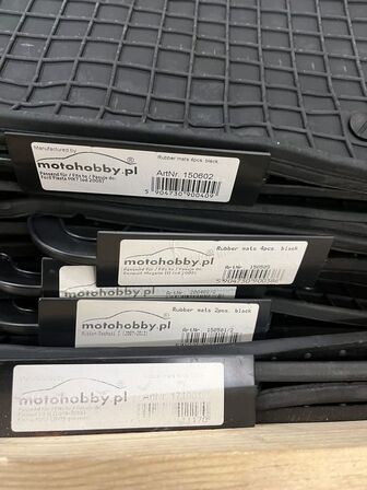 40 stk. bilmåtter, ass. Farver og størrelser