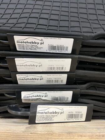 40 stk. bilmåtter, ass. Farver og størrelser