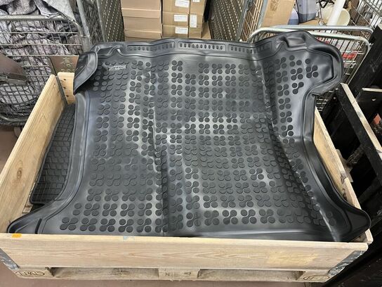 24 stk. bilmåtter, ass. Farver og størrelser