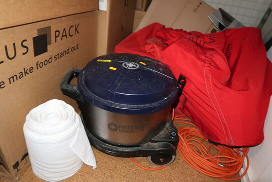 Støvsuger NILFISK VP930