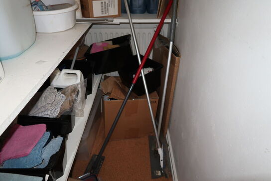 Div. Rengøringsartikler m.m.