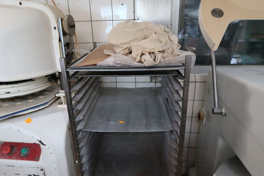 Stikvogn med indhold