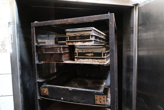 3 stk. stikvogne med div. Bageplader og forme