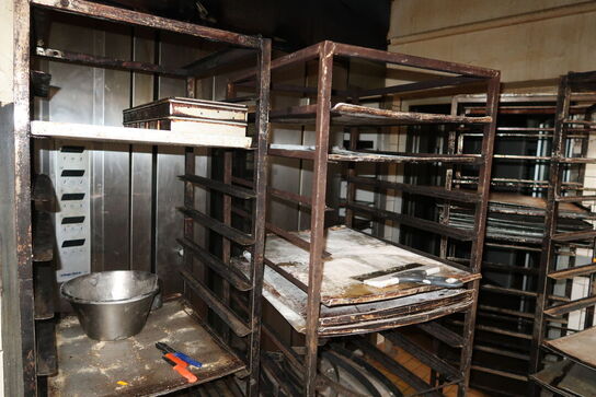 3 stk. stikvogne med div. Bageplader