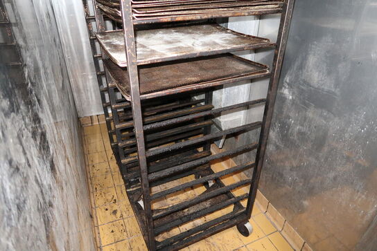 3 stk. stikvogne med div. Bageplader og forme