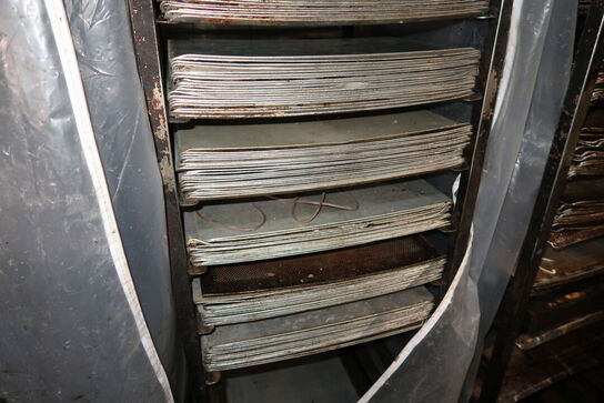 3 stk. stikvogne med div. Bageplader og forme