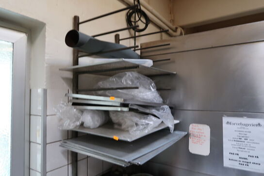 Vægstativ med div. Bageplader