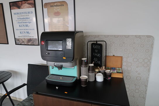 Kaffemaskine DOUWE EGBERTS ET/EU 230V-1 med bord