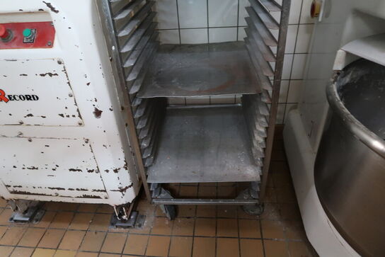 Stikvogn med indhold