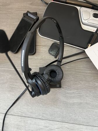 Rollermouse og SENNHEISER headset
