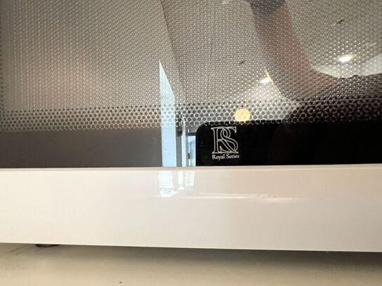 Alt indhold i skuffer og skabe