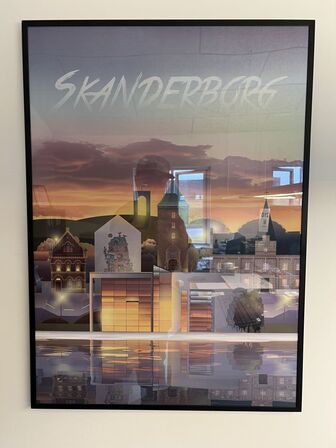 2 stk. MARTIN RAHR indrammede byplakater 50x70 cm