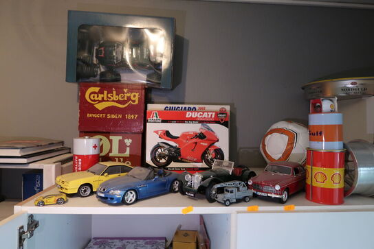 Div. Legetøjsbiler, motorcykel samt fjernstyretbil METABO