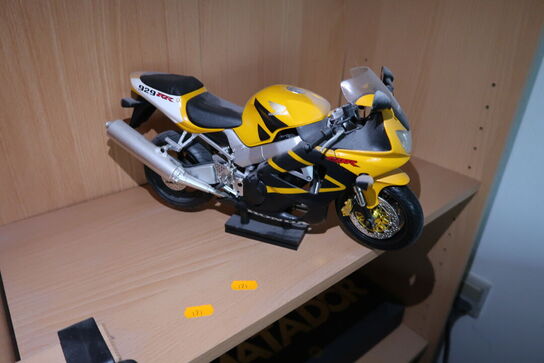 Legetøjsmotorcykel HONDA 929 RR