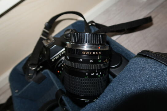 Kamera PETRI GX-1 samt div. Objektiver PETRI m.m.