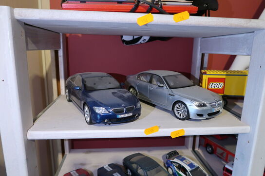 2 stk. legetøjsbiler