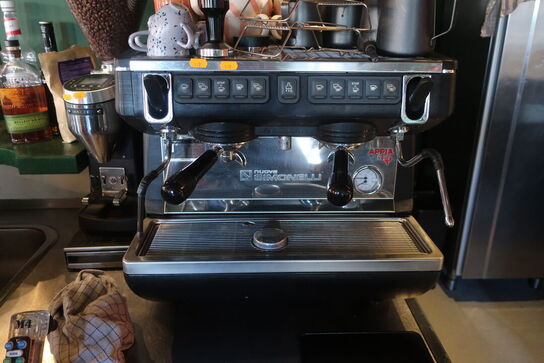Espressomaskine NUOVA Simonelli Appia Life Compact V GR2