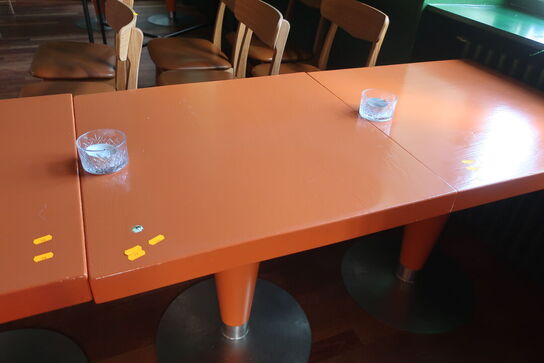 Cafébord i massiv eg (malet)