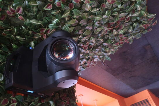 Moving head RUSH MH 3 Beam