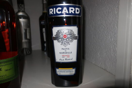 7 fl. Spiritus RICARD