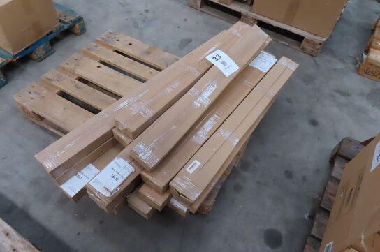 Palle med blandet vinhylder