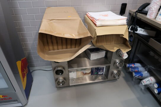 Rustfri ståldisk med indhold