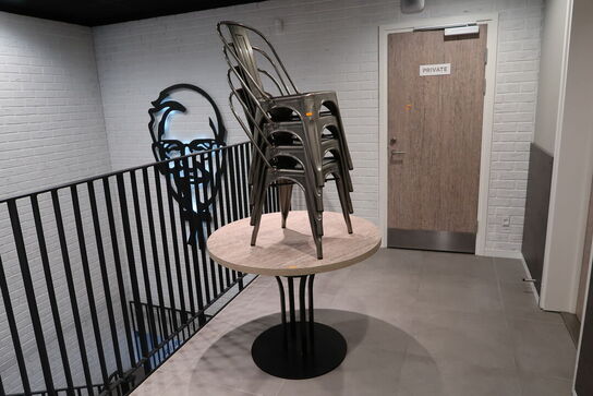 2 stk. borde med 7 stk. stole