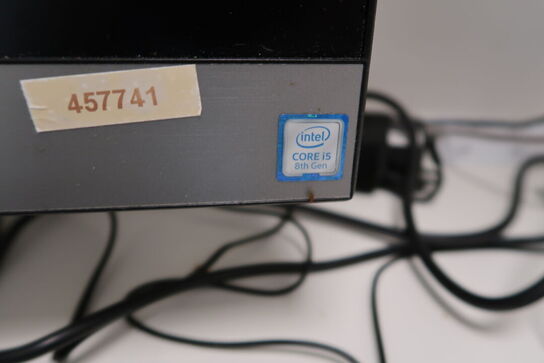 All in one computer LENOVO V530-24ICB AIO, labelprinter BROTHER m.m.