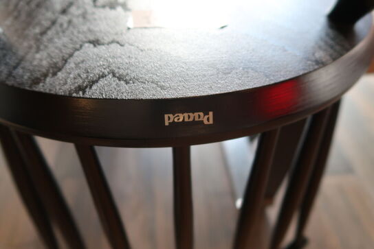 Bord med 7 stk. stole