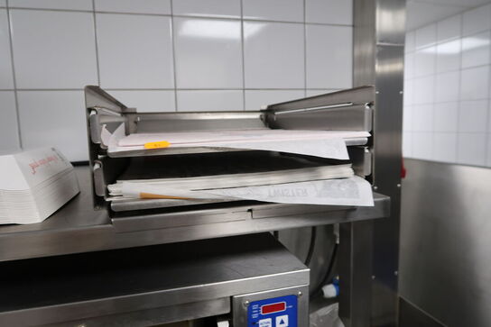 Betjeningspanel samt holdere med papir