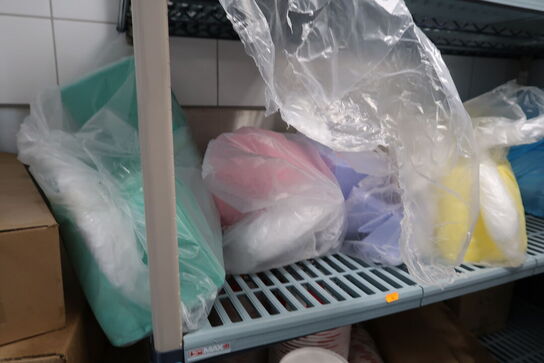 Fødevarereol METRO MAX med indhold