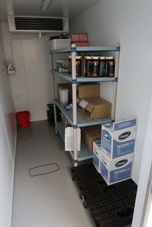 Fødevarereol METRO MAX uden indhold