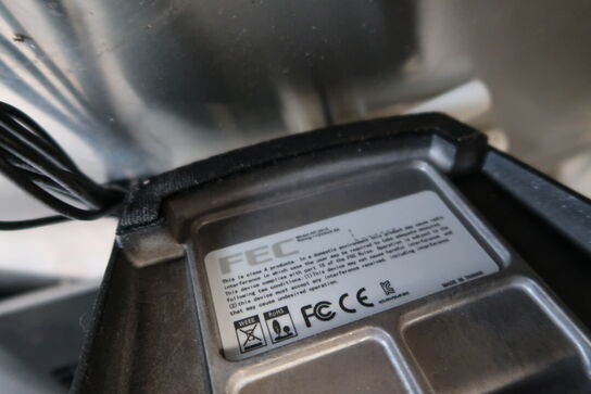 Kasseapparat CBE, computerskærm VIEWSONIC, betjeningspanel m.m.