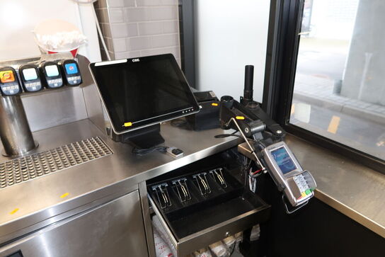 Kasseapparat CBE, bonprinter, pengeskuffe m.m. (betalingsterminal medfølger ikke)