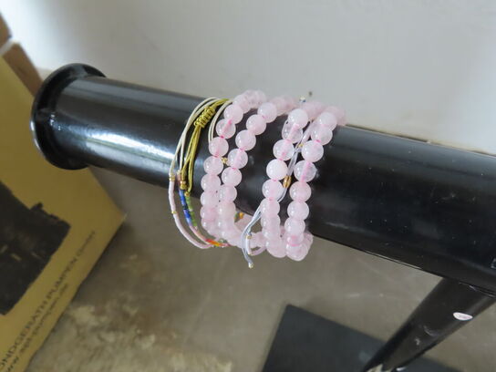 Holder til armbånd inkl. armbånd