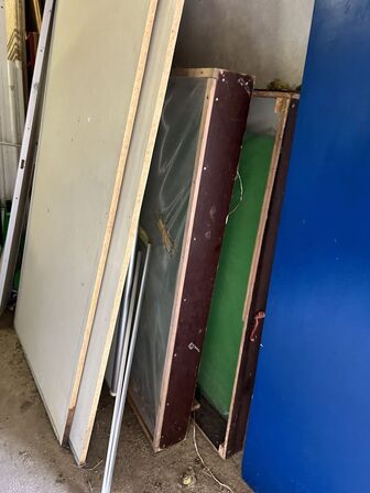 Div. møbler, maskiner m.v.