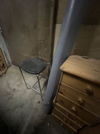 Div. møbler, maskiner m.v.