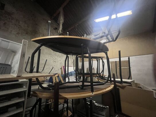 Div. møbler, maskiner m.v.