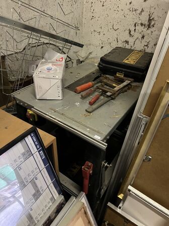 Div. møbler, maskiner m.v.